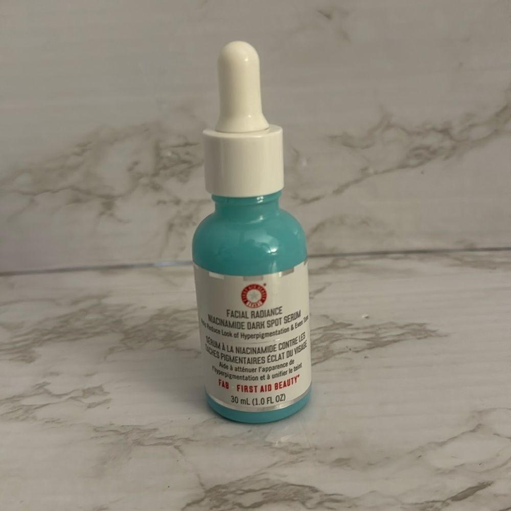First aide beauty facial radiance niacinamide dark spot serum skincare